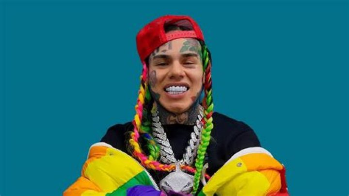 6ix9ine Height, Weight, Net Worth, Age, Birthday, Wikipedia, Who, Nationality, Biography