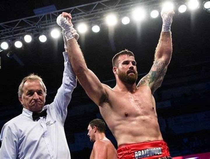 Adam Braidwood Height, Weight, Net Worth, Age, Birthday, Wikipedia, Who, Instagram, Biography