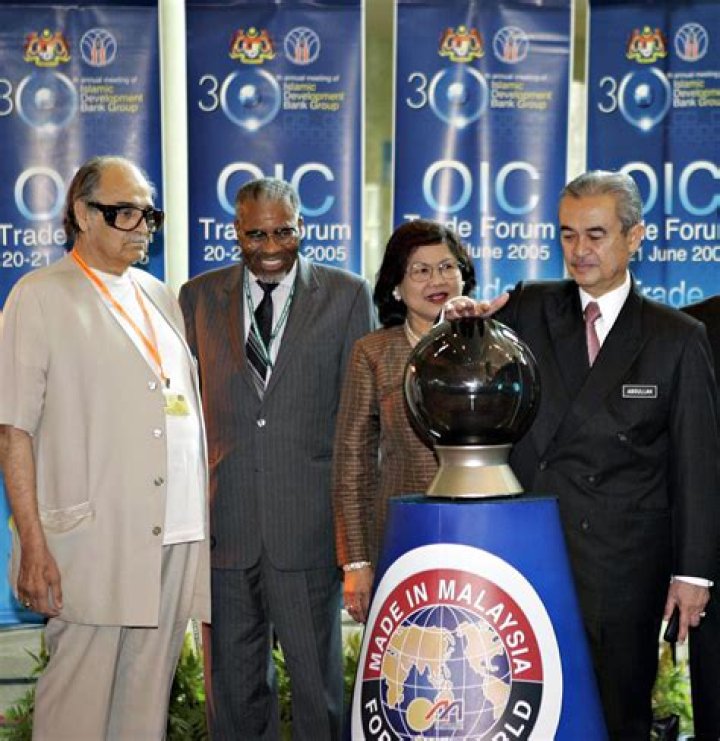 
Adil Kamel Height, Weight, Net Worth, Age, Birthday, Wikipedia, Who, Nationality, Biography 