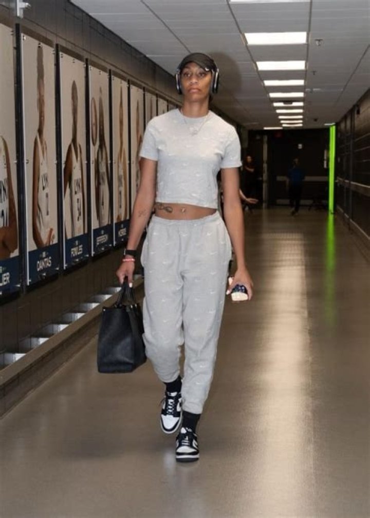 A’ja Wilson Height, Weight, Net Worth, Age, Birthday, Wikipedia, Who, Instagram, Biography