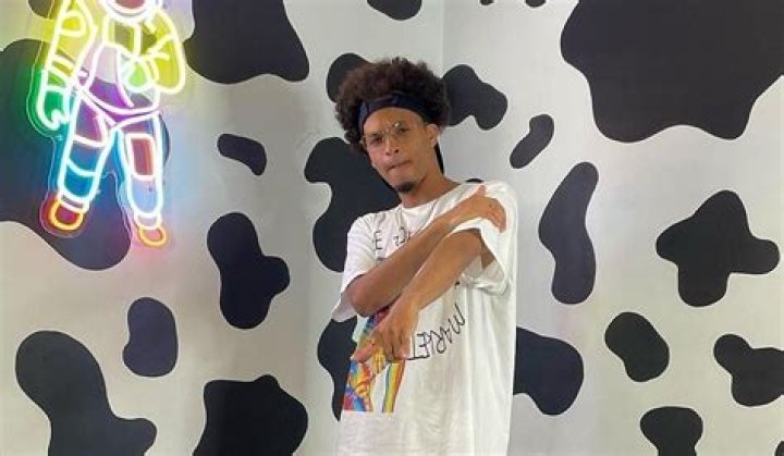 
Ajani Huff Height, Weight, Net Worth, Age, Birthday, Wikipedia, Who, Nationality, Biography 