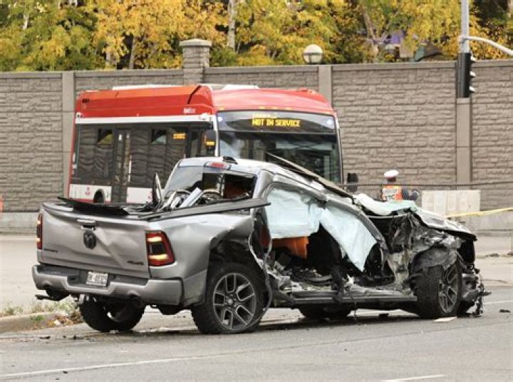 Ali Spice, a TikTok star, died at the age of 21 in a horrific car accident, and her friends pay tribute.