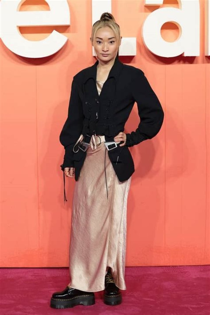 Alice Hewkin Height, Weight, Net Worth, Age, Wiki, Who, Instagram, Biography