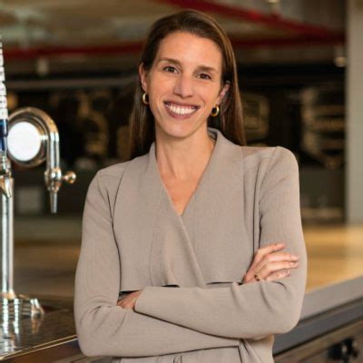 
Alissa Heinerscheid Controversy: What Did She Do? Bud Light Executive Scandal 