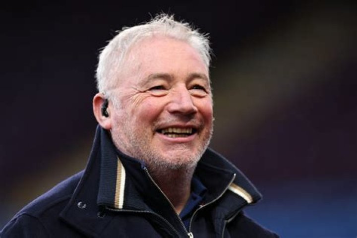 
Ally Mccoist Height, Weight, Net Worth, Age, Birthday, Wikipedia, Who, Instagram, Biography 