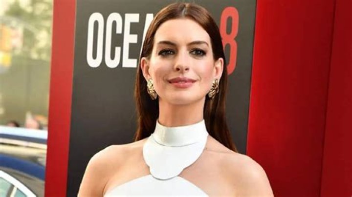
Anne Hathaway Says Her Kids Make Her ‘Choosier’ When Picking Projects: ‘They’re So Precious to Me’ 