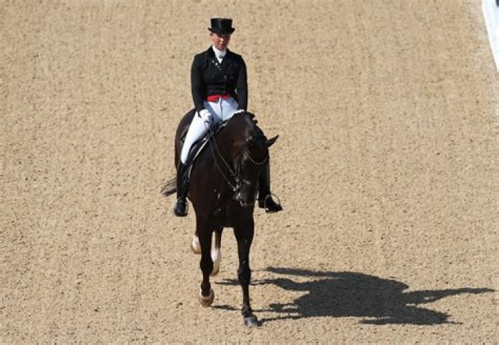 
Annie Kasprzak Height, Weight, Net Worth, Age, Birthday, Wikipedia, Who, Nationality, Biography 