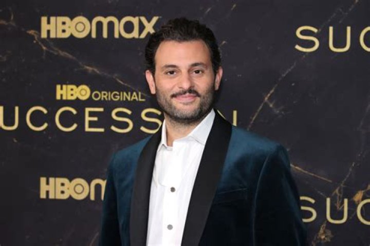 Arian Moayed Height, Weight, Net Worth, Age, Birthday, Wikipedia, Who, Nationality, Biography