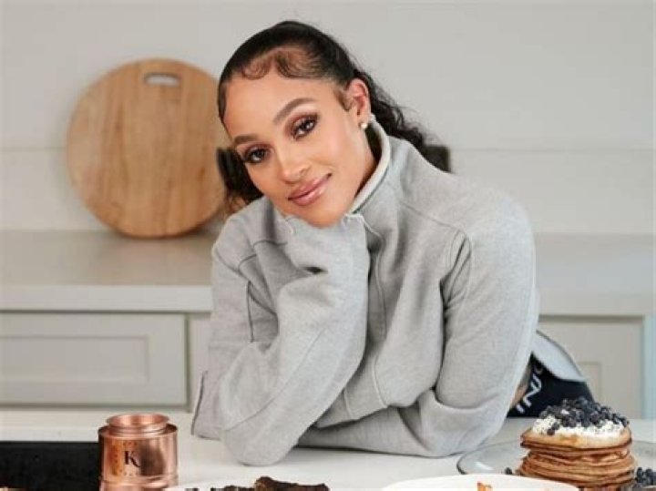 
Ashton Chavis Height, Weight, Net Worth, Age, Birthday, Wikipedia, Who, Nationality, Biography 