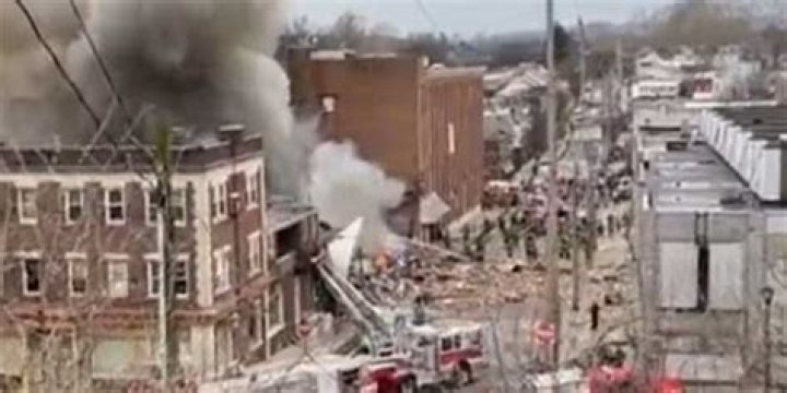 
At least 2 dead, 9 missing after chocolate factory explodes in Pennsylvania 