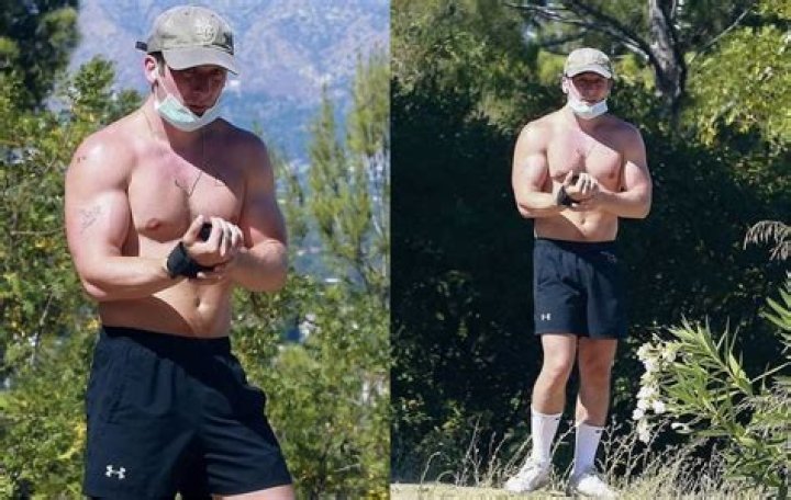 
Austin White Height, Weight, Net Worth, Age, Birthday, Wikipedia, Who, Nationality, Biography 