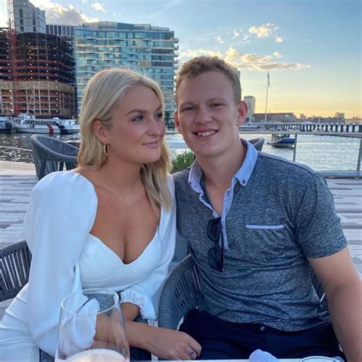 Auston Matthews: Girlfriend, Family, Prize Money & Net Worth