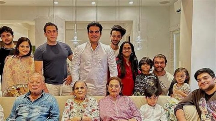 Ayaan Khan Height, Weight, Net Worth, Age, Birthday, Wikipedia, Who, Instagram, Biography