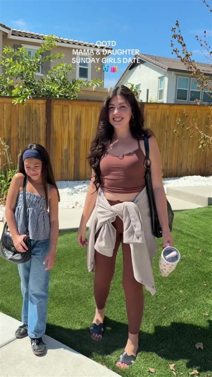 
Ayla Sunkissed Mama Height, Weight, Net Worth, Age, Wiki, Who, Instagram, Biography 