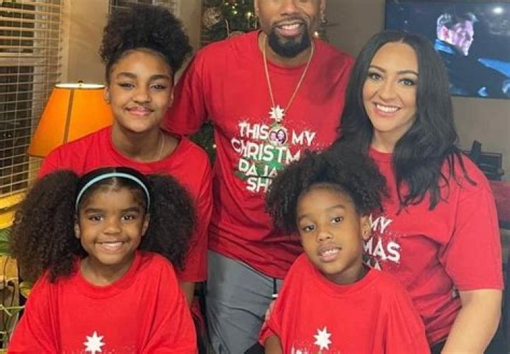 
Billy Sorrells is Married to Wife: Courtney Sorrells. Kids. 