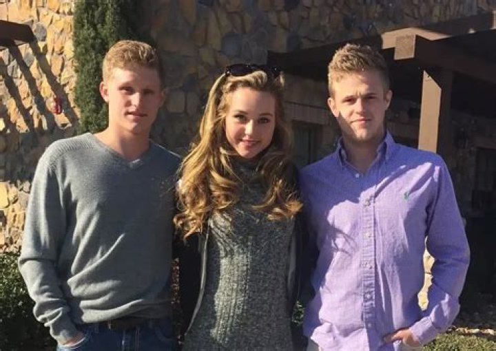 
Brec Bassinger Parents Names And Family Background Explored 