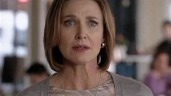 Brenda Strong Height, Weight, Net Worth, Age, Birthday, Wikipedia, Who, Nationality, Biography