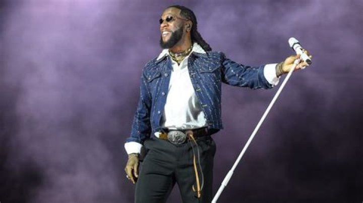 
Burna Boy Reveals One Of His Favorite People In The World (Video) 