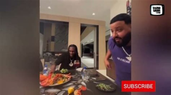 
Burna Boy Visits DJ Khaled’s Mansion, Gets Served Seafood Breakfast 