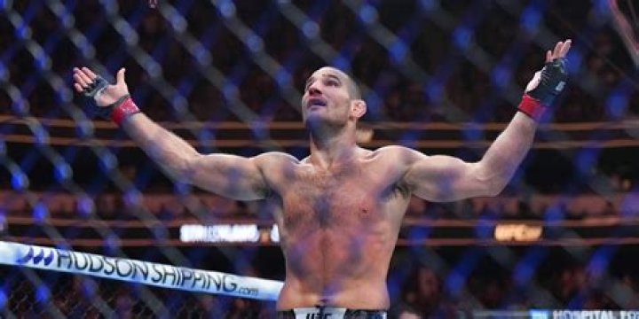 
Carlos Ghosn Height, Weight, Net Worth, Age, Birthday, Wikipedia, Who, Nationality, Biography 