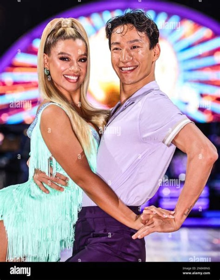 
Carlos Gu and Dancing Partner Susan Sun Are Latin Dancer China Amateur Champions 