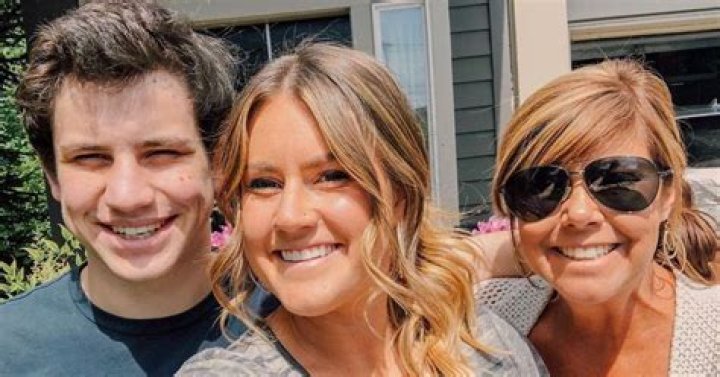 Caryn Chandler Kids Brittany and Connor Chandler, Are Caryn and Matt On Little People Still Together?