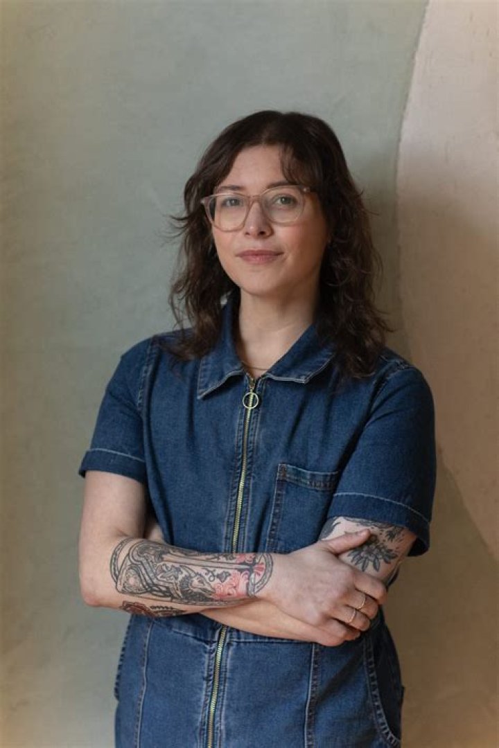 Casey McQuiston Age, Birthday, Wikipedia, Who, Nationality, Biography