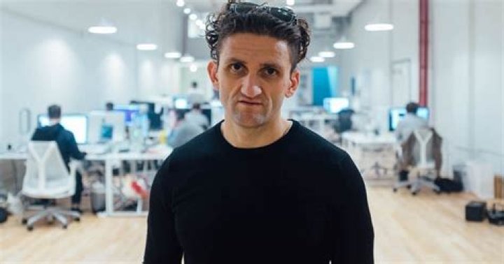 
Casey Neistat Height, Weight, Net Worth, Age, Birthday, Wikipedia, Who, Nationality, Biography 