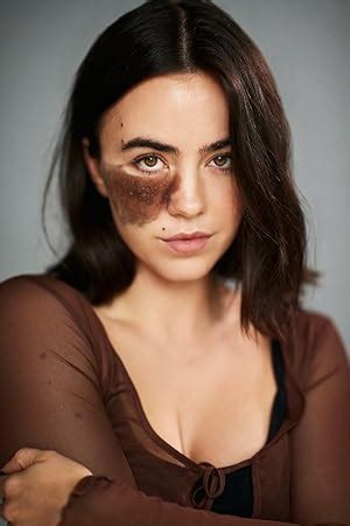 Cassandra Naud Height, Weight, Net Worth, Age, Birthday, Wikipedia, Who, Instagram, Biography