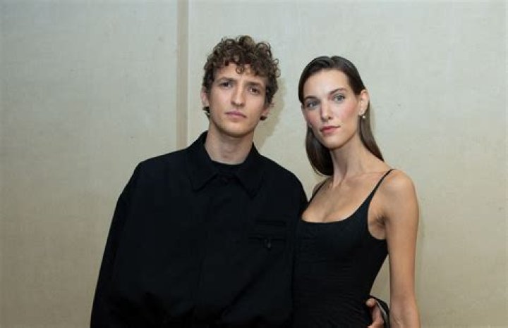 
Charlotte Cardin Conjoint Aliocha Schneider | Age And Dating Timeline 