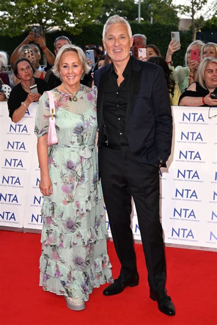 
Charlotte Kemp Height, Weight, Net Worth, Age, Birthday, Wikipedia, Who, Nationality, Biography 