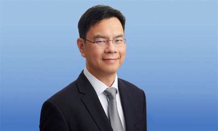 
Chia Der Jiun Wiki, Age | How Old Is New MAS Managing Director 