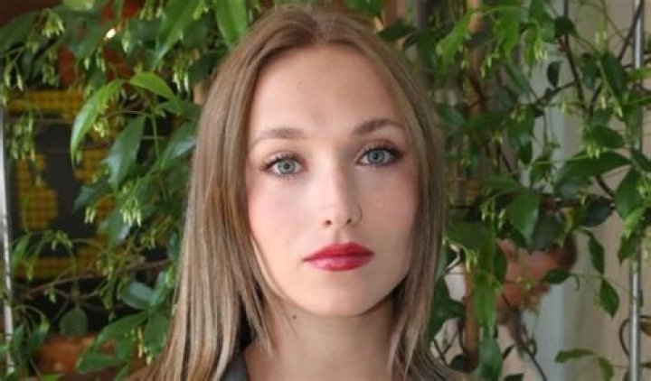 Chloé Jouannet Height, Weight, Net Worth, Age, Birthday, Wikipedia, Who, Instagram, Biography