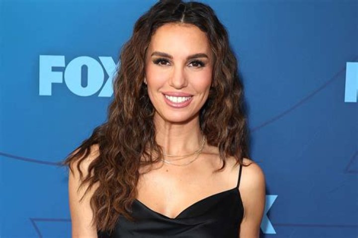 Christy Carlson Romano Height, Weight, Net Worth, Age, Birthday, Wikipedia, Who, Instagram, Biography