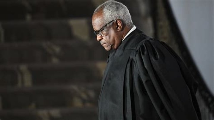 
Clarence Thomas Death Hoax On Twitter As Justice Is Hospitalized, Does He Have Cancer? 