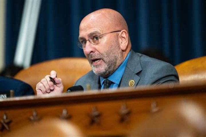 
Congressman Clay Higgins Viral Tweets & Controversy Explained – Politician Attacks Millennials On The Internet 