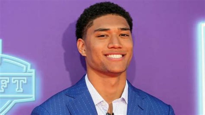 
Connor Gibson Hamilton Height, Weight, Net Worth, Age, Birthday, Wikipedia, Who, Nationality, Biography 