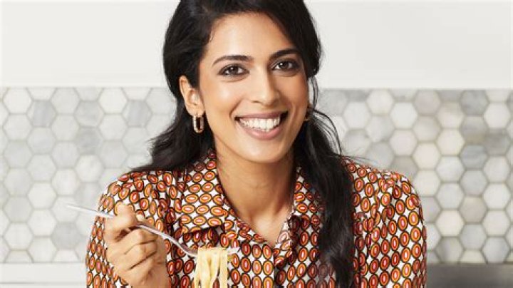 
Crystelle Pereira Height, Weight, Net Worth, Age, Birthday, Wikipedia, Who, Nationality, Biography 