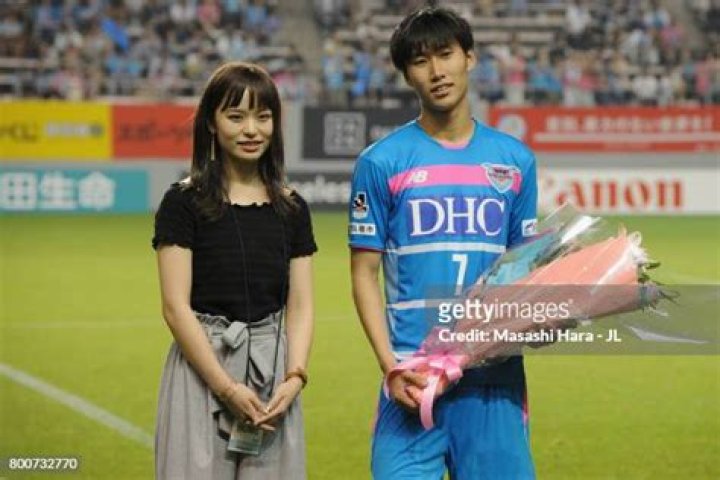 
Daichi Kamada Wife Who is Daichi Kamada Wife? 