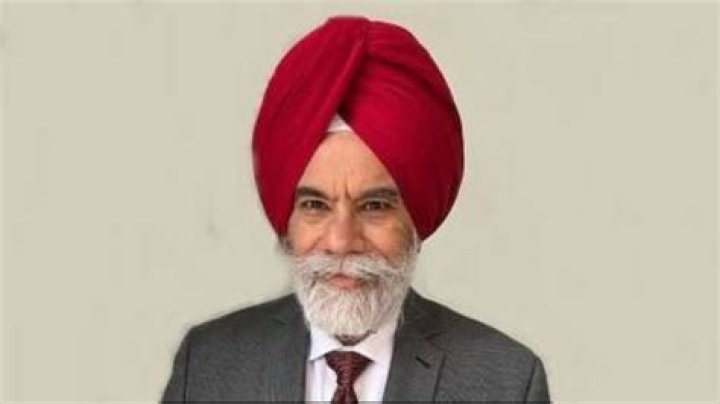 
Daljit Dhaliwal Height, Weight, Net Worth, Age, Birthday, Wikipedia, Who, Nationality, Biography 