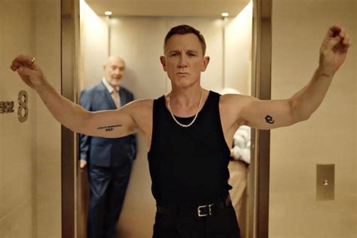 
Daniel Craig Shows Off His Dancing Skills in New Belvedere Vodka Advert Directed by Taika Waititi 