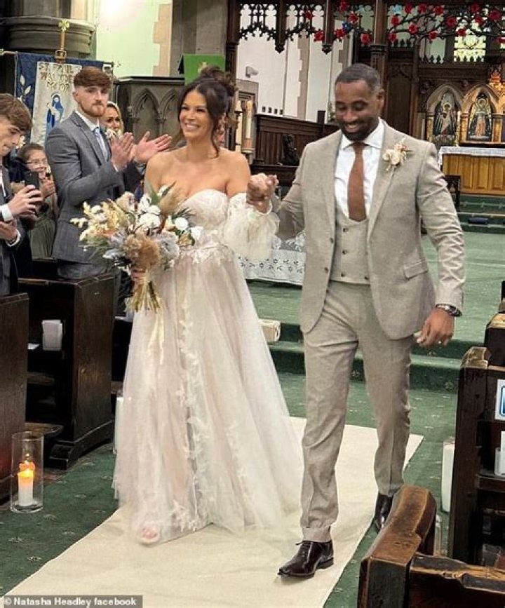 
Darius Campbell Danesh’s ex-wife Natasha Henstridge pays tribute after singer, 41, is found DEAD in Minnesota 