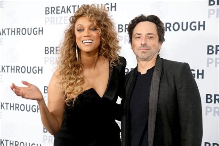 
Davis Brin Height, Weight, Net Worth, Age, Birthday, Wikipedia, Who, Nationality, Biography 