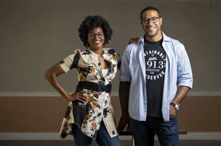 Dawn Burrell Height, Weight, Net Worth, Age, Birthday, Wikipedia, Who, Nationality, Biography