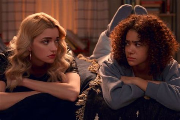 Does Ginny Get Pregnant in Season 2? Ginny and Georgia Episode 4 Recap!