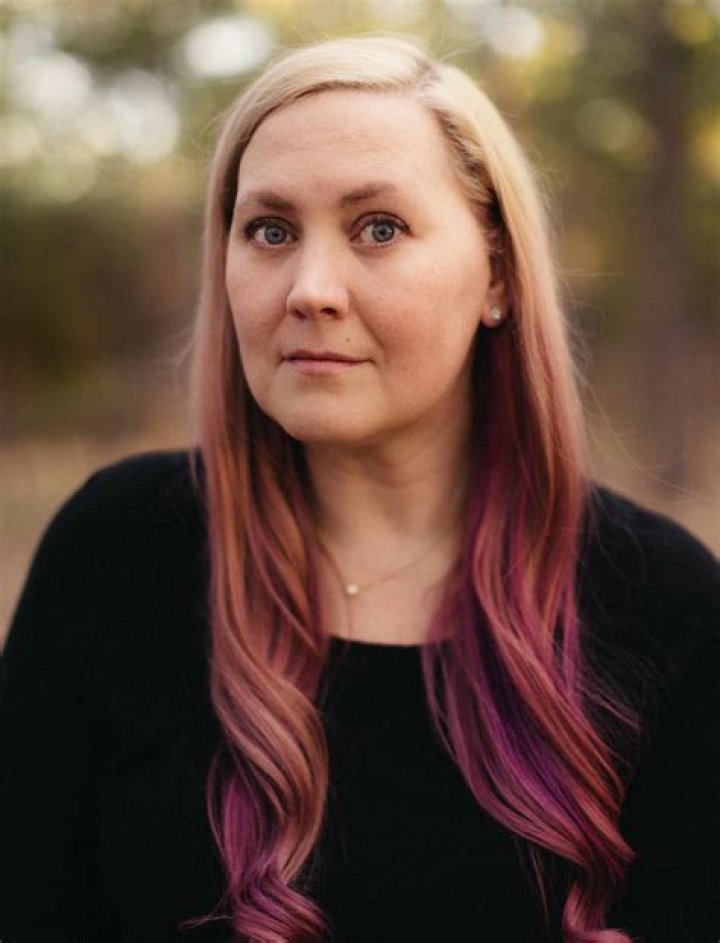 
Does Rebecca Rothsteins Husband Support Her Anti-Capitalism Stance? 