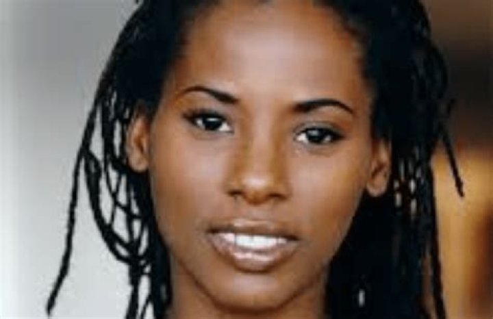 Dohnyale Sharon Height, Weight, Net Worth, Age, Wiki, Who, Instagram, Biography