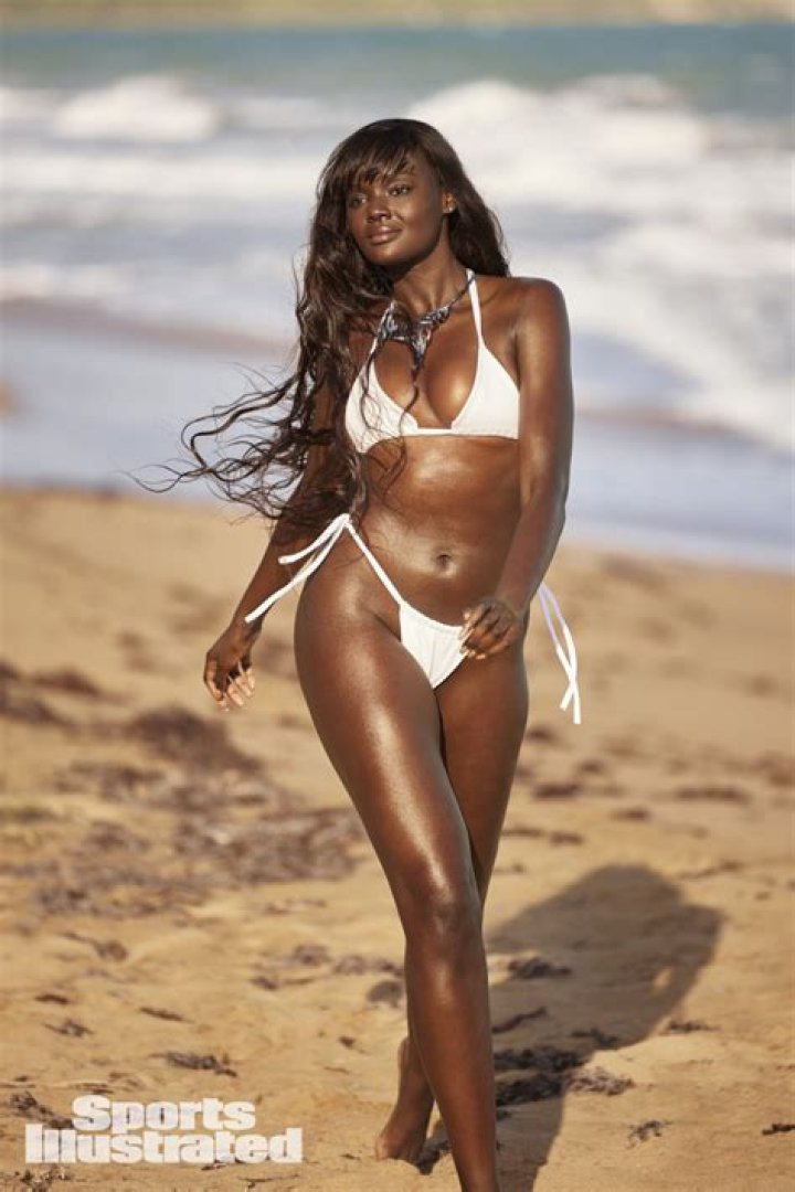 Duckie Thot Height, Weight, Net Worth, Age, Birthday, Wikipedia, Who, Nationality, Biography