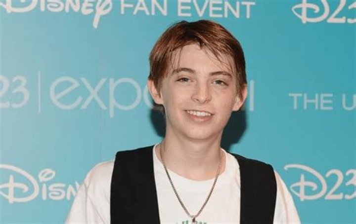 Dylan Riley Snyder’s Age, Height, Girlfriend, Net Worth. Gay?