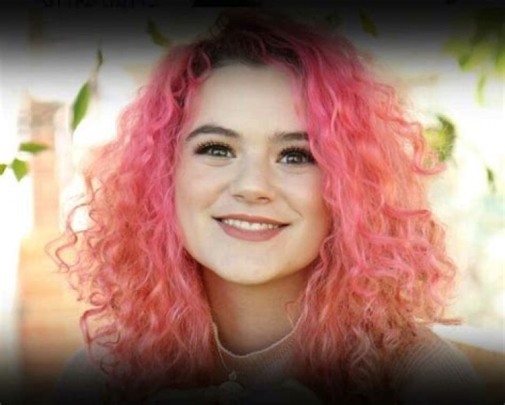 
Emma Kittiesmama Height, Weight, Net Worth, Age, Birthday, Wikipedia, Who, Nationality, Biography 